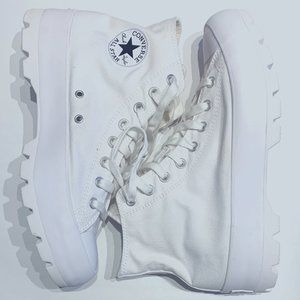 Converse Chuck Taylor All Stars White High Tops